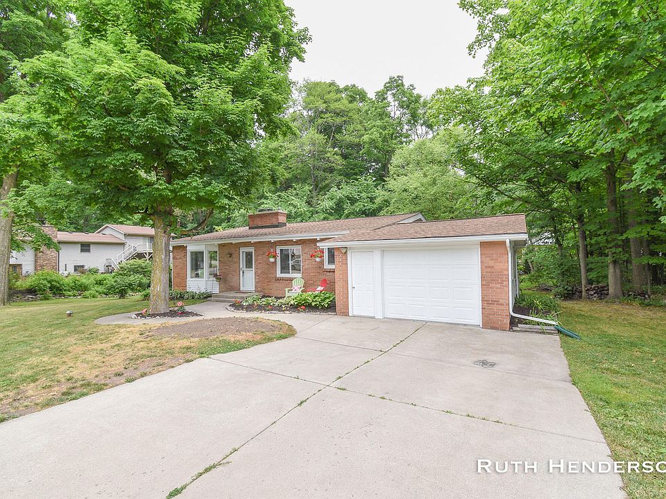 6820 Weller Ave NE, Rockford, MI 49341 Zillow