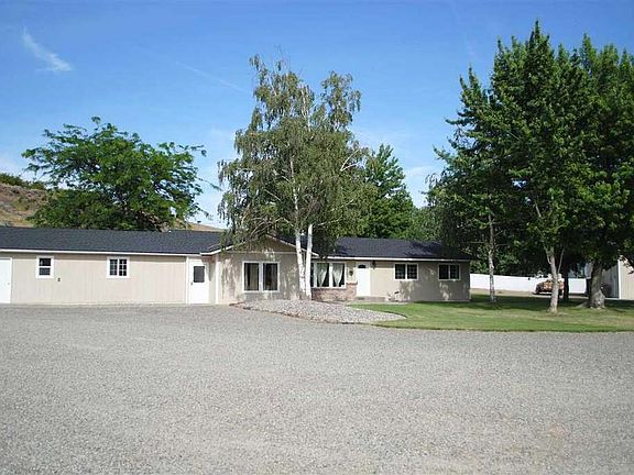 3rd image of 20203 W Corral Creek Rd NW