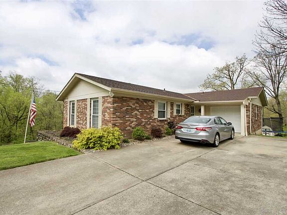 2nd image of 678 Crawford Dr