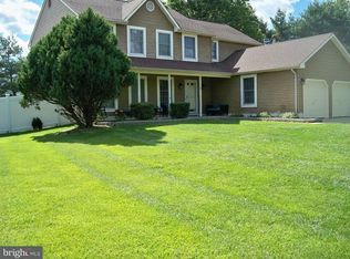 1 Danbury Ct, Eastampton, NJ 08060