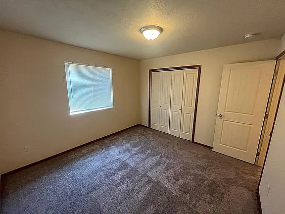 3715 S Harrison St — Photo 7