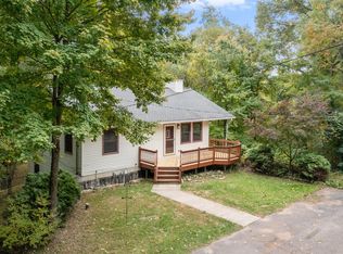 3196 Ridge Rd, White Lake, MI 48383