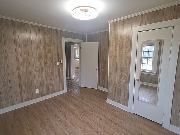 5th image of 403 Old Morrison Rd