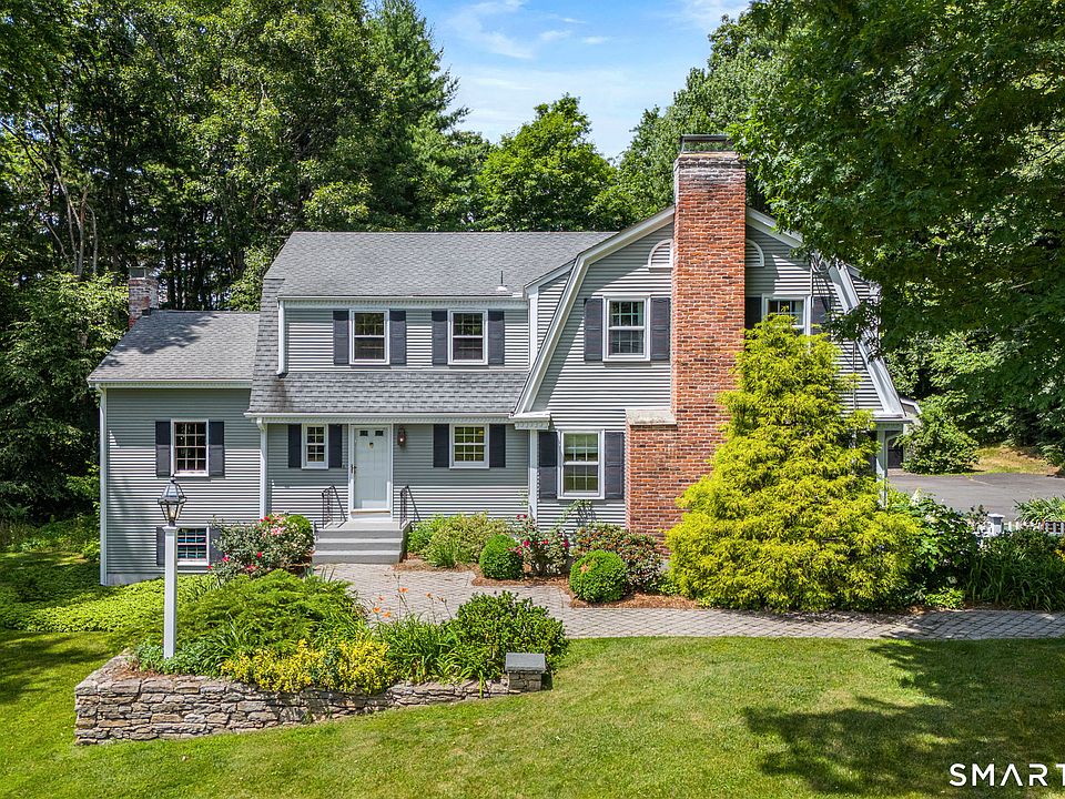 1st image of 38 Oak Ridge Drive