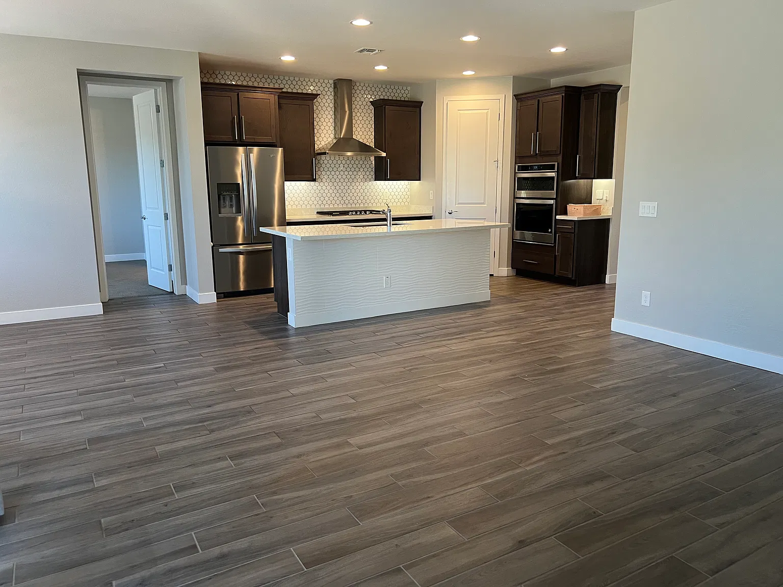 3 bed, 1780 sqft, $2,195 — Photo 3