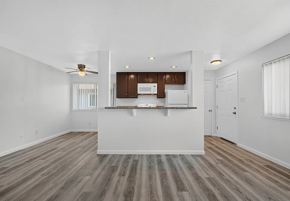812 Carro Dr #4