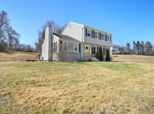 22 Deer Run Dr, Seymour, CT 06483