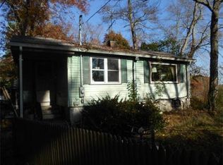 48 Clinton Rd, West Bridgewater, MA 02379