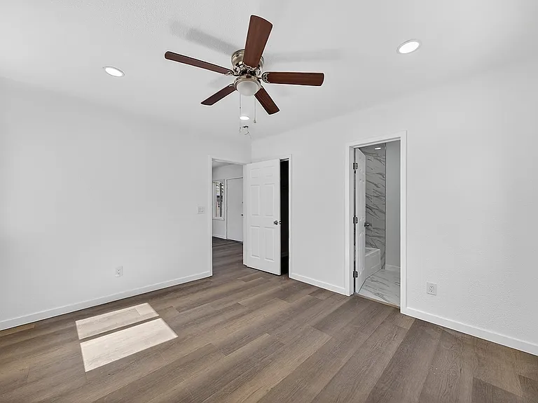 1709 Sichel St #1711-1/2 — Photo 12
