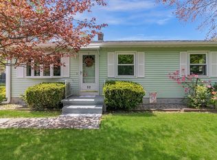 52 Hanson Dr, Springfield, MA 01128