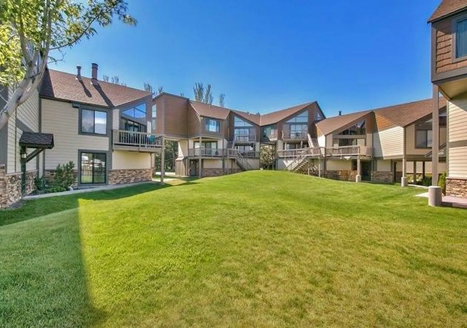 Beautiful 2Bd 2Ba Tahoe Keys Condo! Available for a Winter seasonal lease starting 10/1/25! Call ... — Photo 1