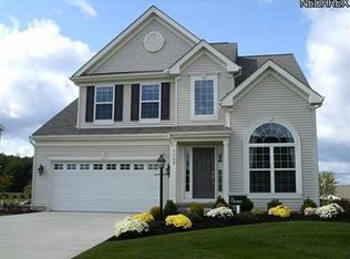 112 Trailhead Ln, Berea, OH 44017