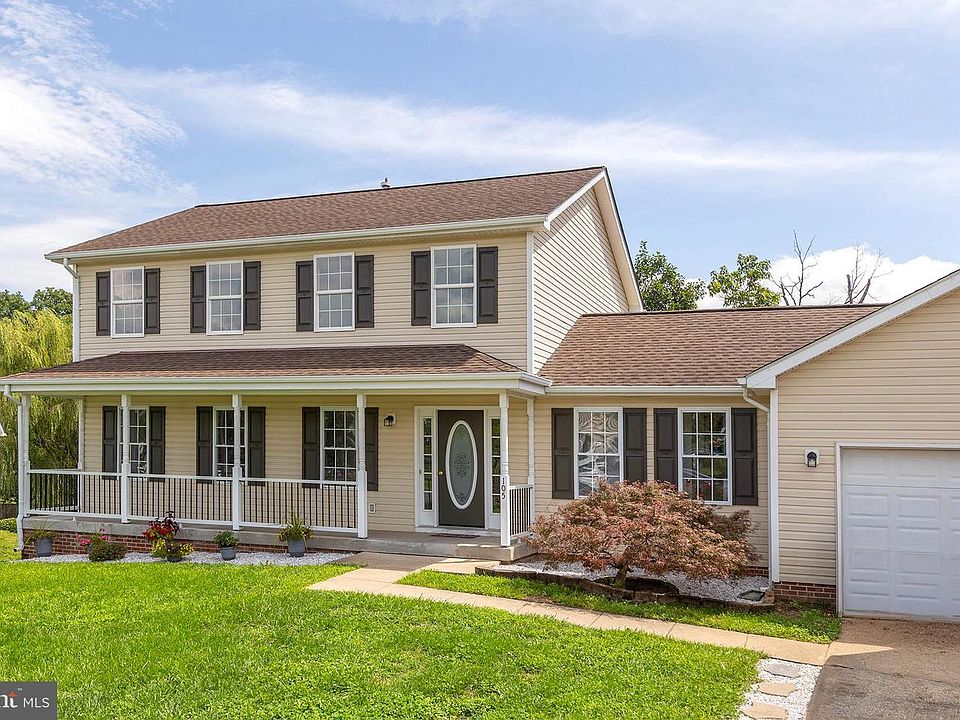1st image of 105 Vale Ct