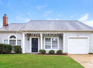 1101 Gretna Green Dr, Charlotte, NC 28217