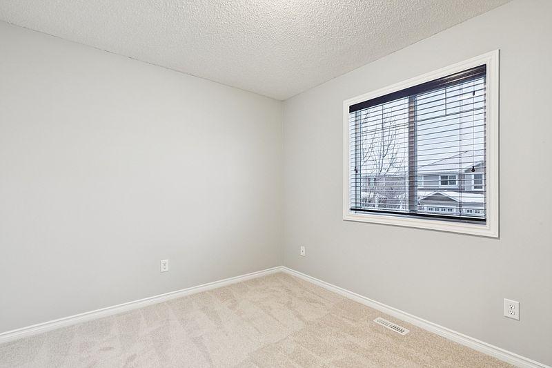 Edmonton Apartment for rent - 3 Bedrooms — photo 33