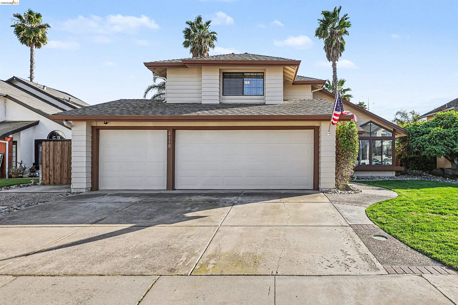 2110 Largo Ct photo 1