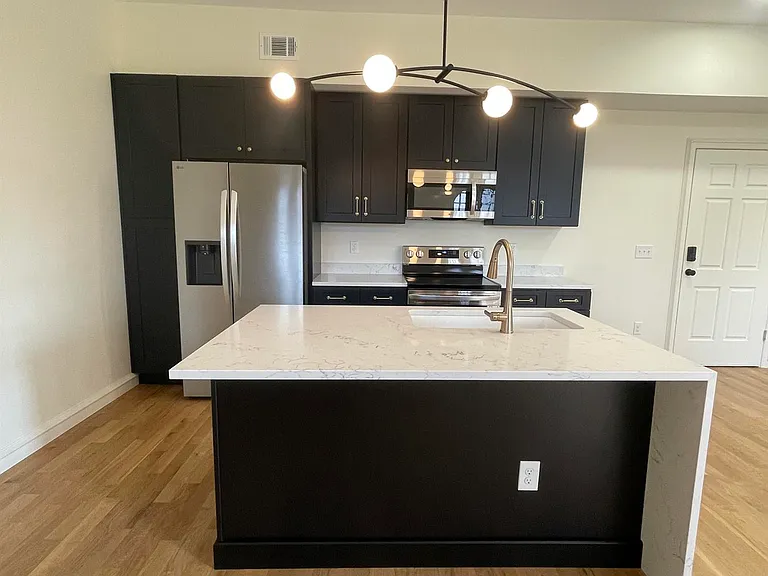 1005 Madison Ave — Photo 34