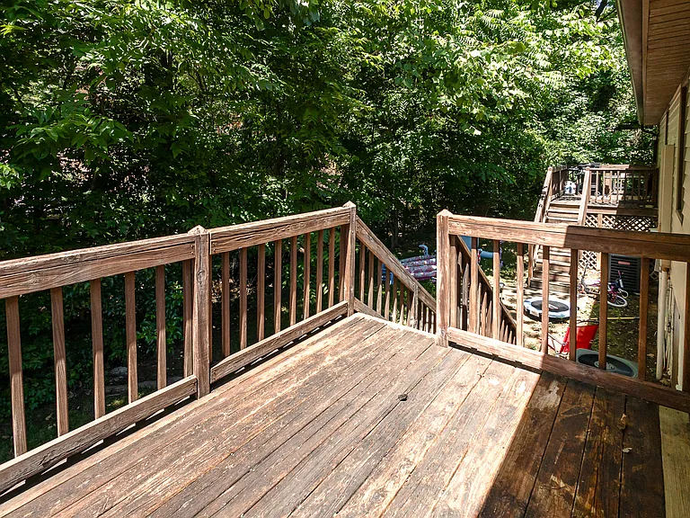 3131 Vestal Pl — Photo 13