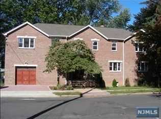 340 Madison Ave, New Milford, NJ 07646