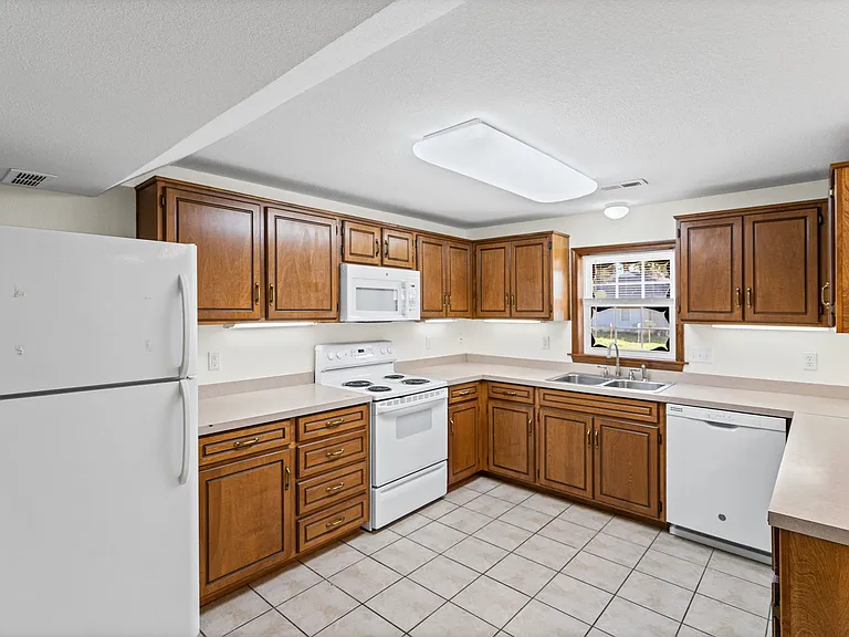 711 Kiowa St #B-1 — Photo 10