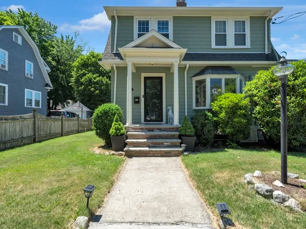 184 William St #1, Stoneham, MA 02180