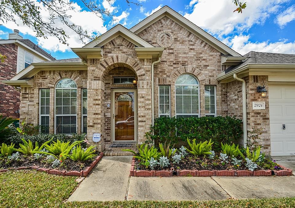 1st image of 2924 Perdido Bay Ln