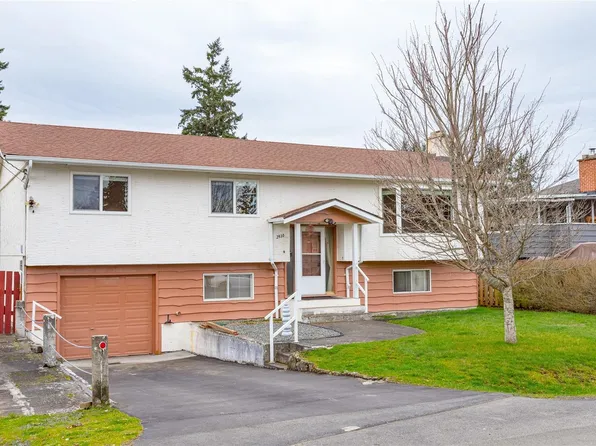 2930 Carol Ann Pl, Colwood, BC V9B 2G2