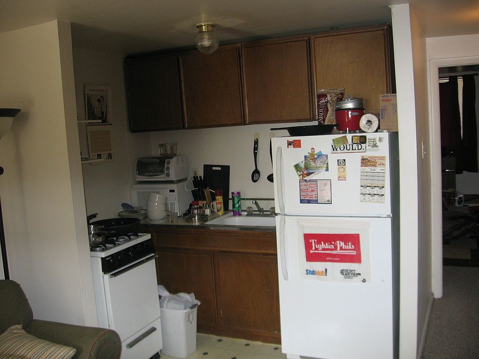 1st image of 272 Greenough St #B