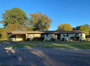 1608 Lacari, Magnolia, AR 71753