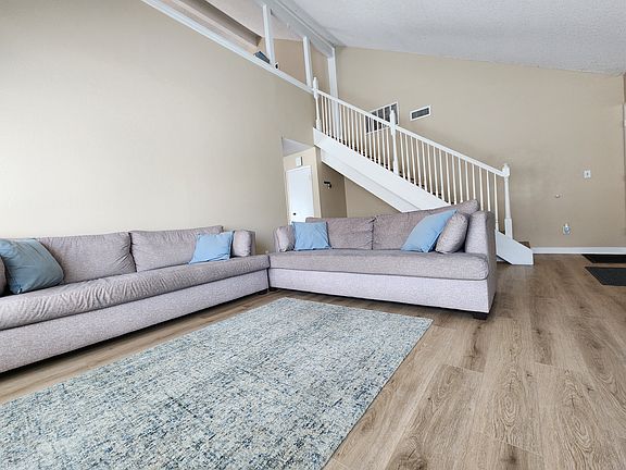 4th image of 8455 Hydra Ln