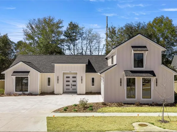 1044 SW 120th Dr, Gainesville, FL 32607