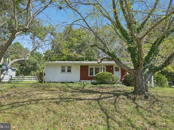 7030 Saw Mill Rd, Lusby, MD 20657