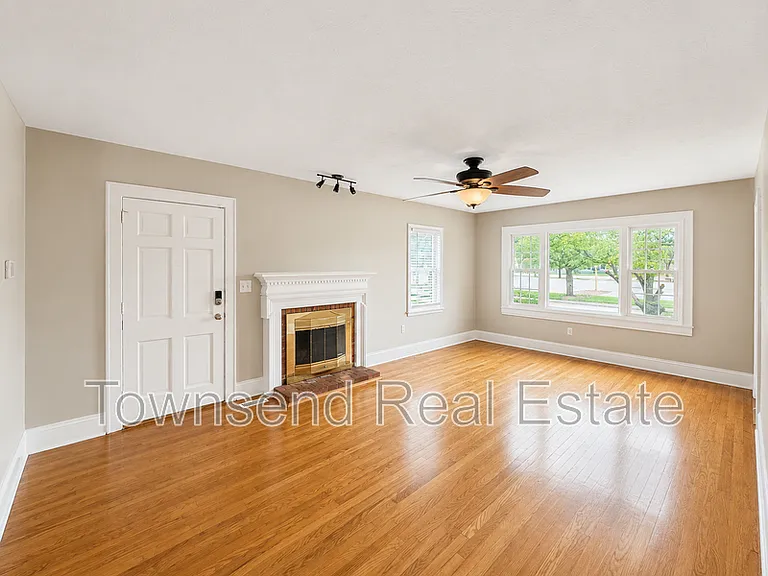 2534 McNeill Cir — Photo 4
