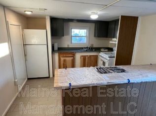 681 Main Rd N TRLR 14, Hampden, ME 04444