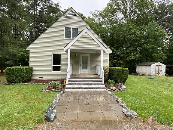 4th image of 16317 Maple Dr