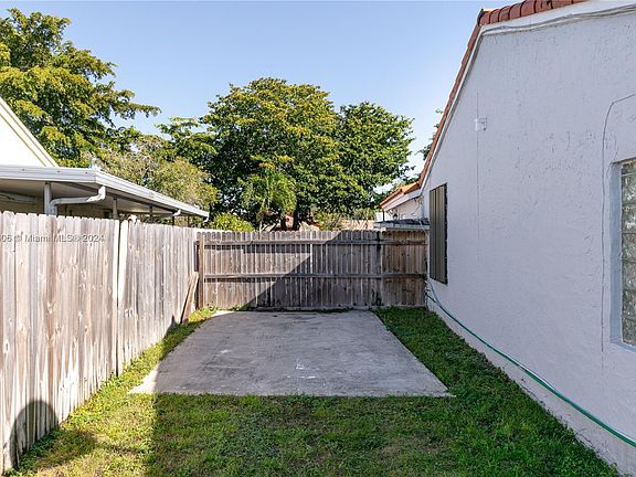 3rd image of 19662 NW 62nd Ct