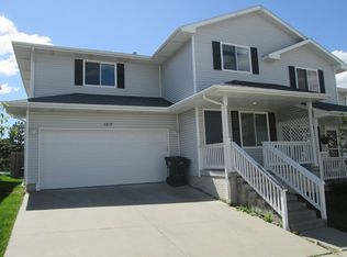 6614 Shadow Pines Pl, Lincoln, NE 68516