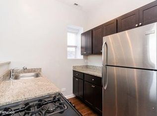 1525 W 17th St APT 2F, Chicago, IL 60608