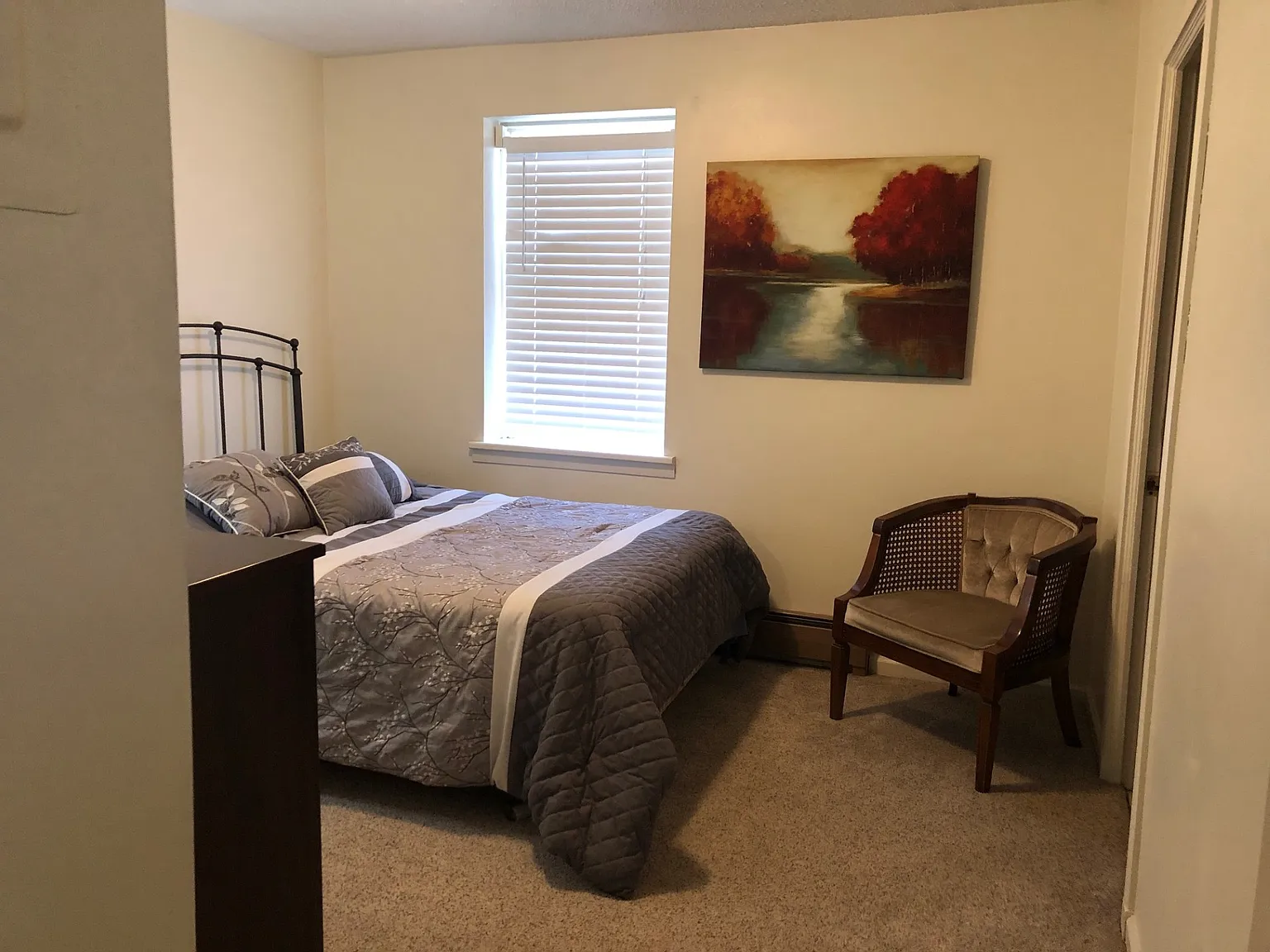 1 bed, 630 sqft, $1,000 — Photo 4