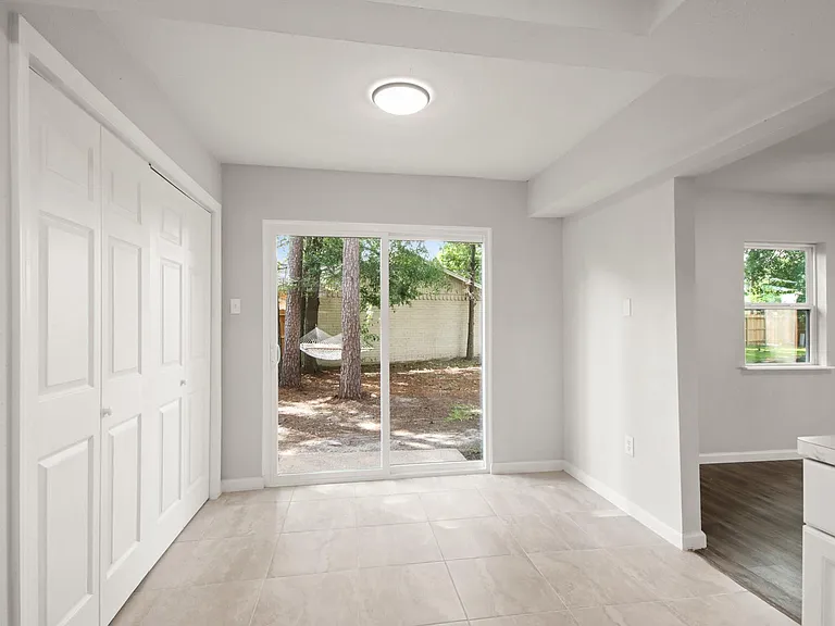 19511 Pine Echo Dr — Photo 6