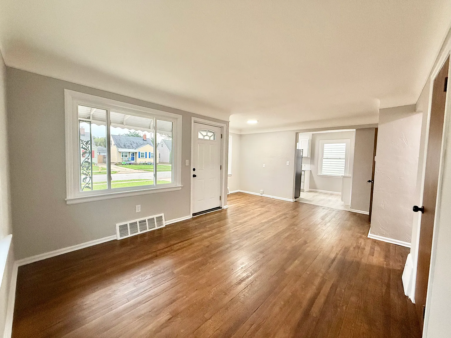 3 bed, 1656 sqft, $1,850 — Photo 4