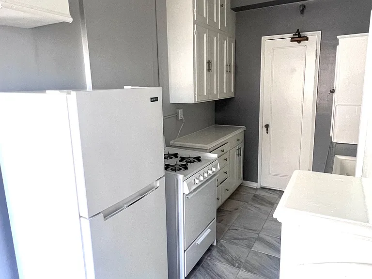 La Leyenda Apartments — Photo 37