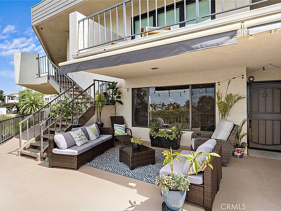 4th image of 320 Encino Ln APT 2