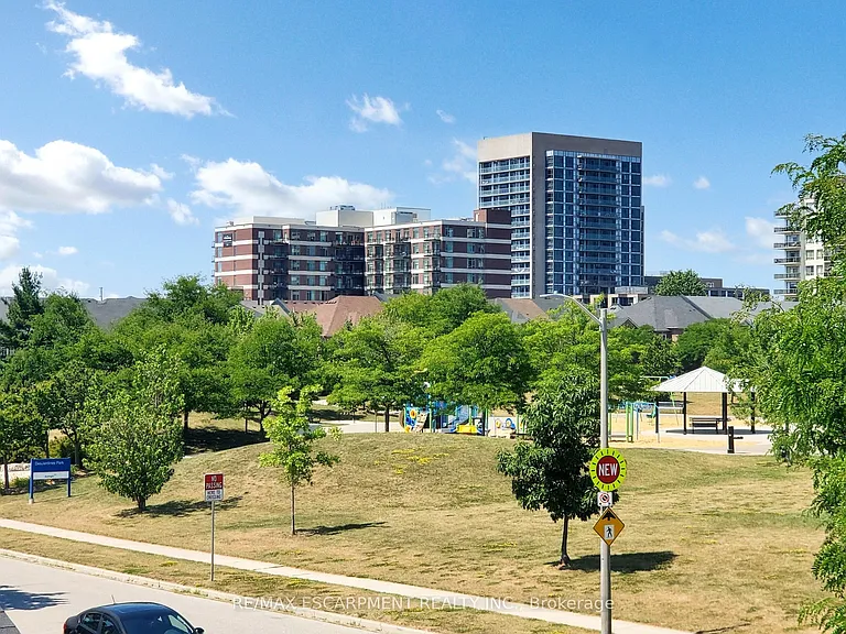 5134 Des Jardines Dr — Photo 42