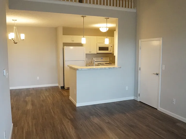 Aquamarine Apartments — Photo 49