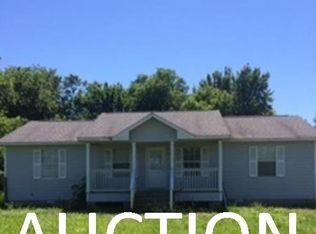 560 3rd St, Ramona, OK 74061