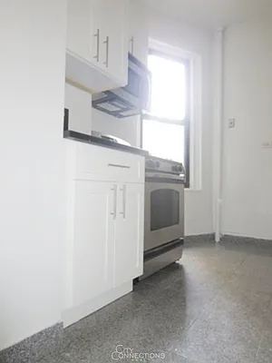 Rented by City Connections Realty | media 11