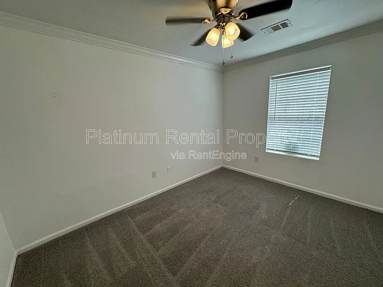 1872 Cannon St — Photo 29