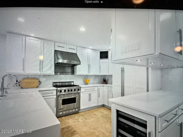 13 Waterview, Long Branch, NJ 07740