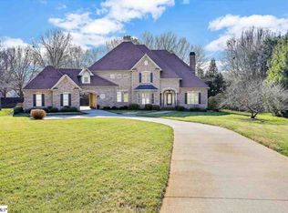 211 Doonbeg Ct, Simpsonville, SC 29681